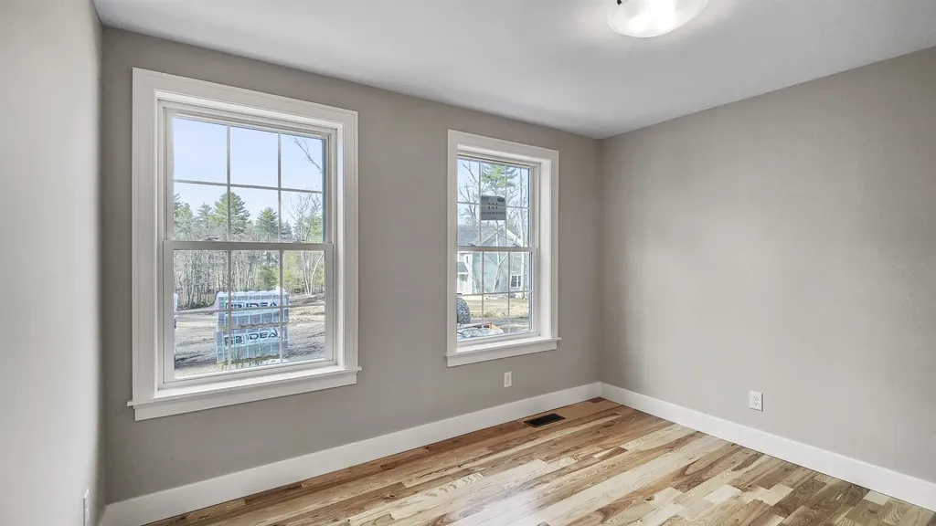 111 North River Road Epping NH 03042