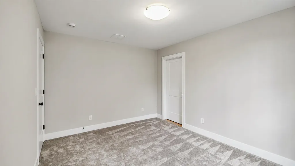 111 North River Road Epping NH 03042