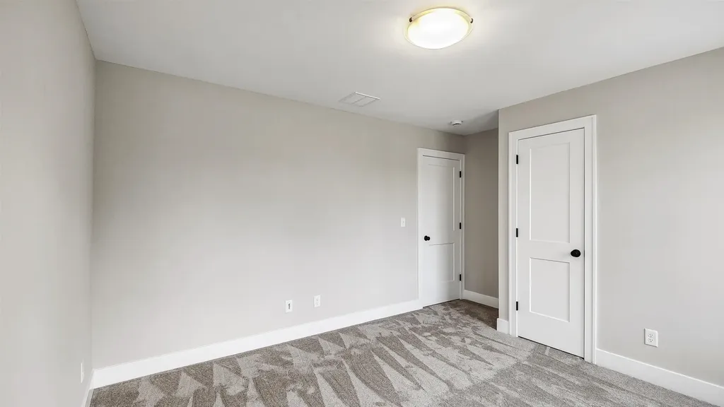 111 North River Road Epping NH 03042