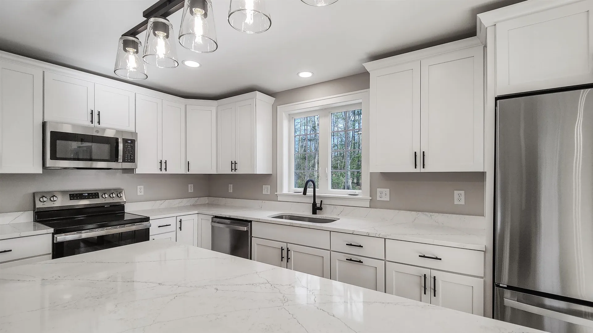 111 North River Road Epping NH 03042