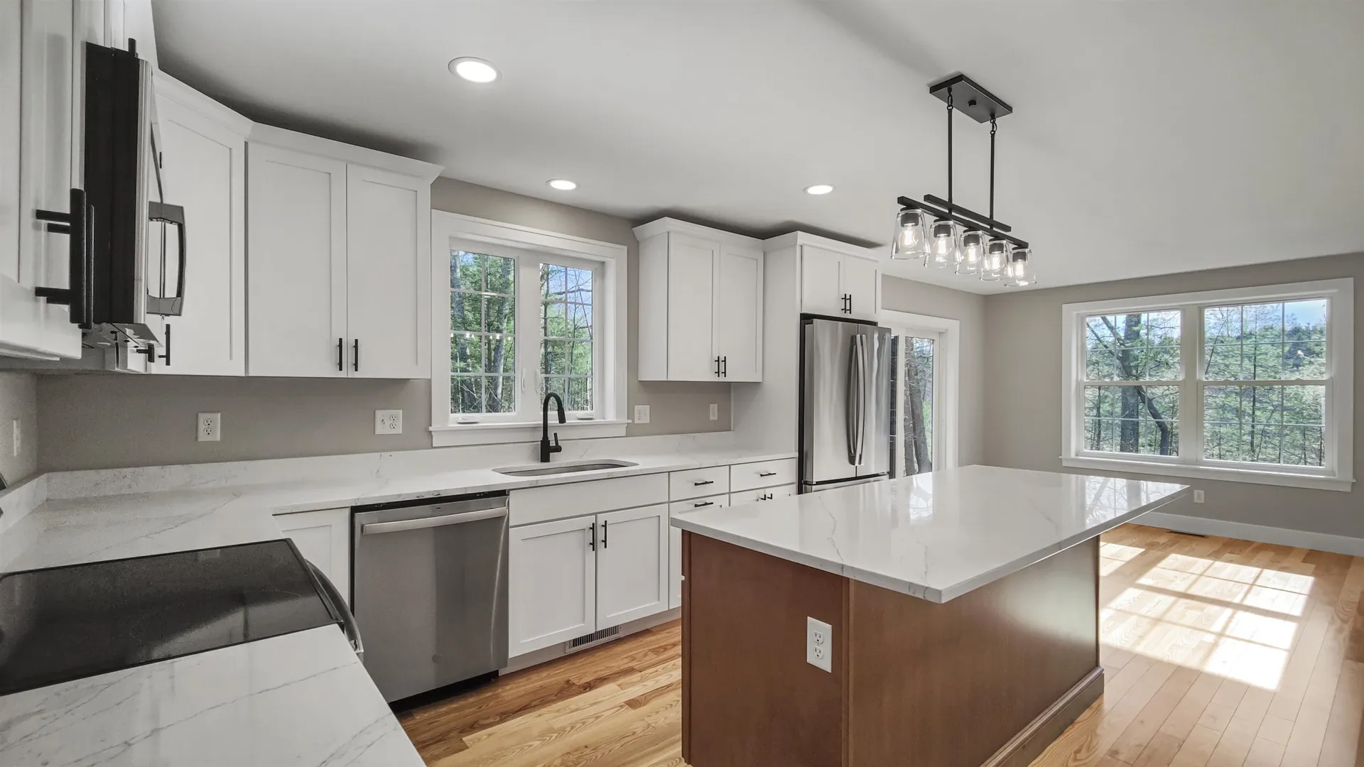 111 North River Road Epping NH 03042