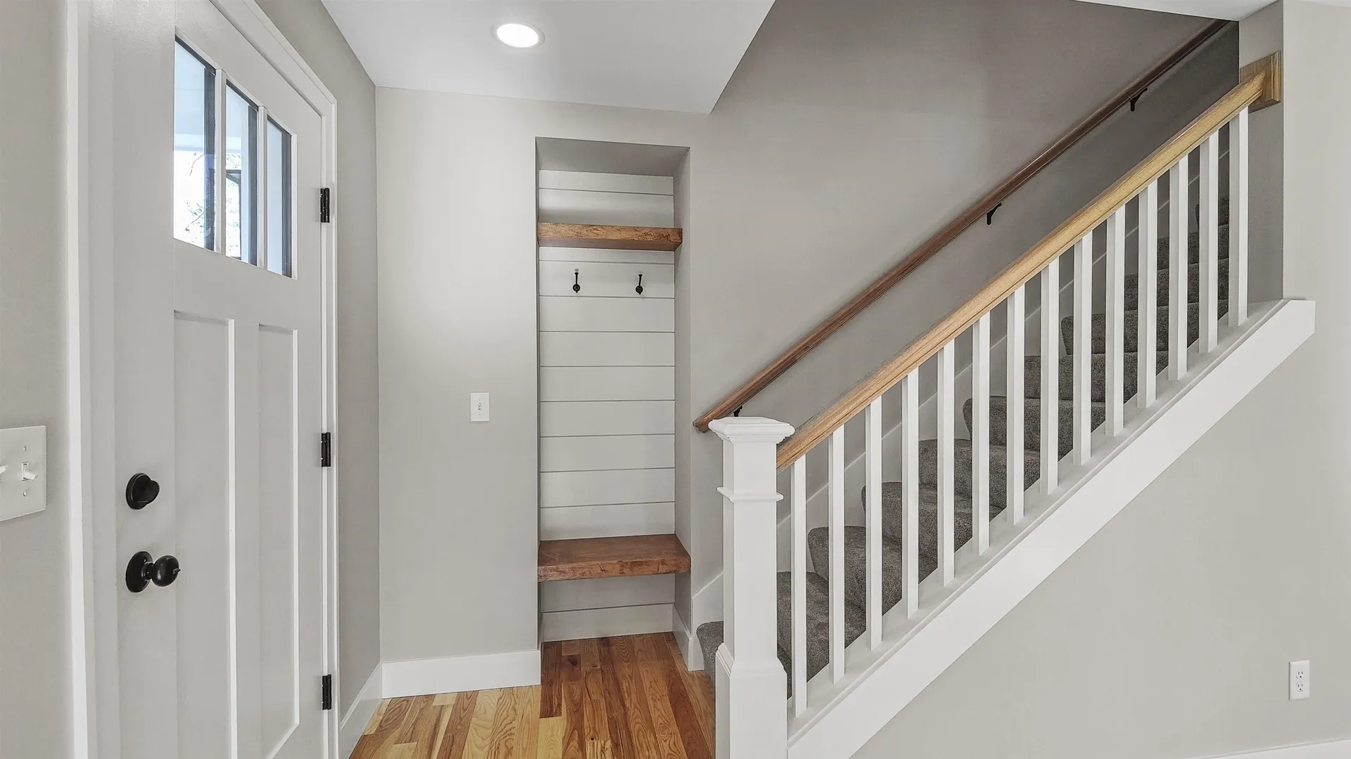 111 North River Road Epping NH 03042