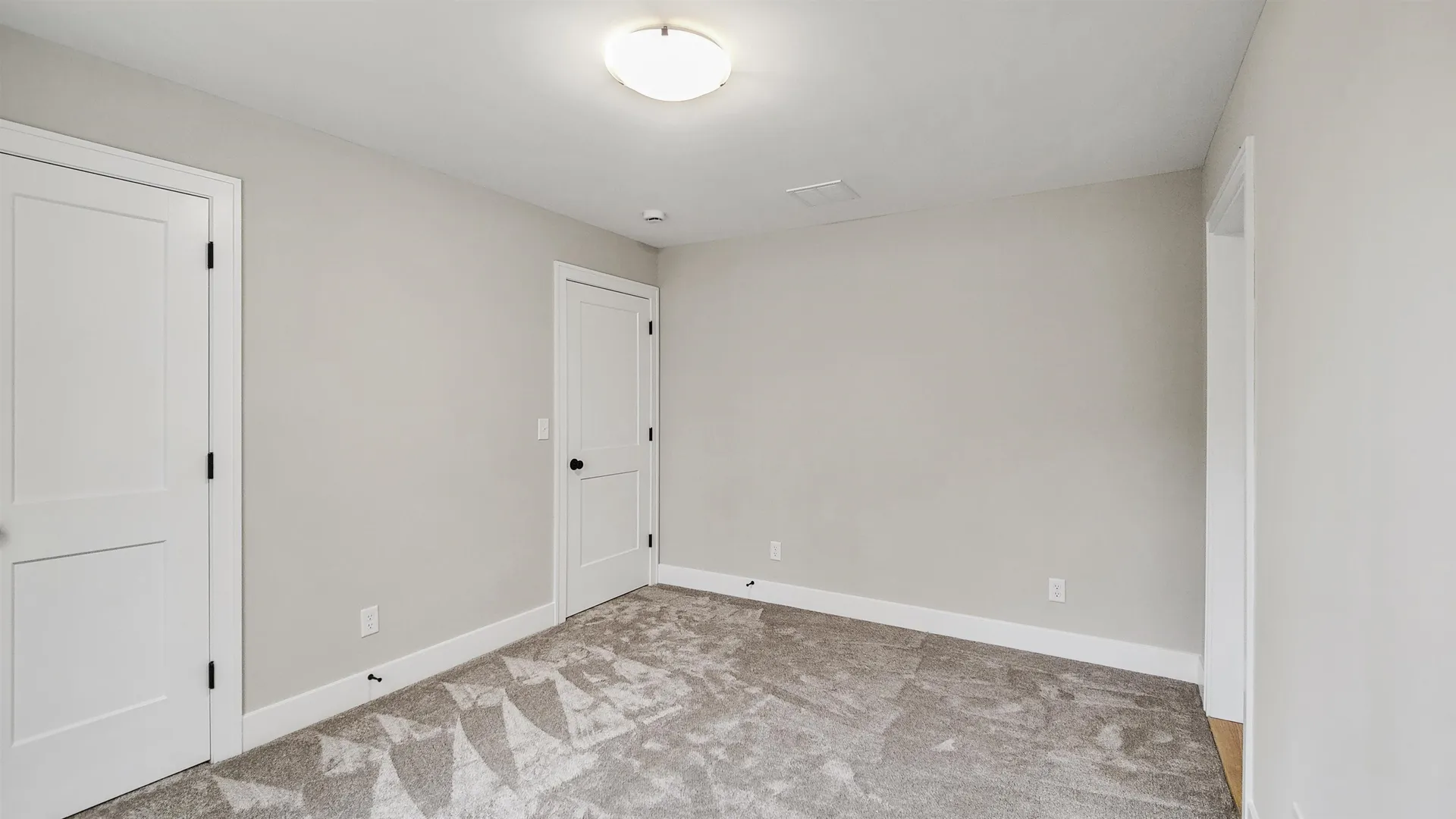 111 North River Road Epping NH 03042