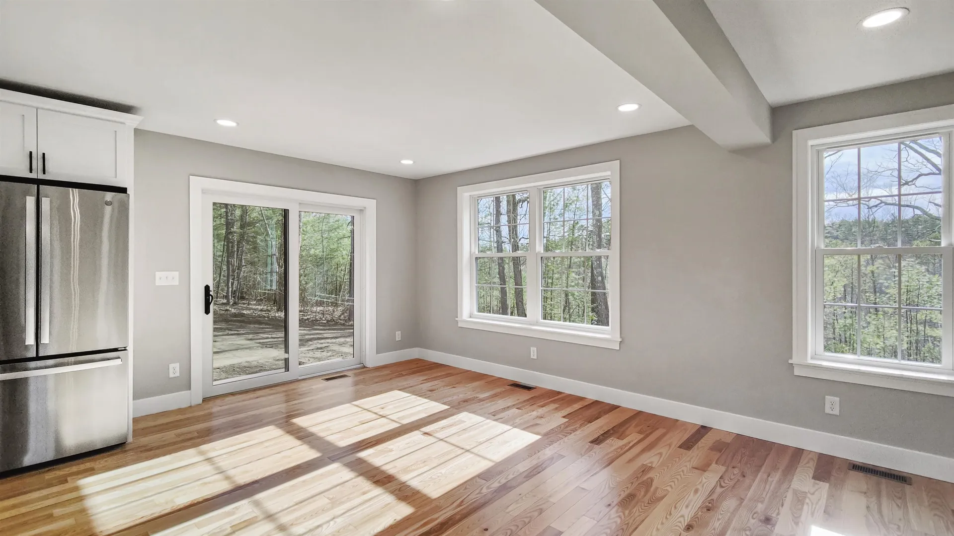 111 North River Road Epping NH 03042