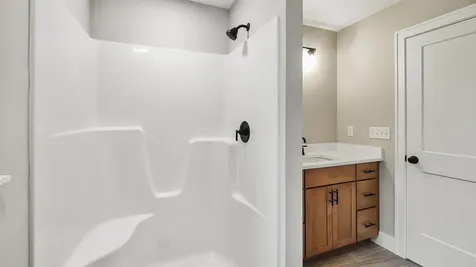 111 North River Road Epping NH 03042