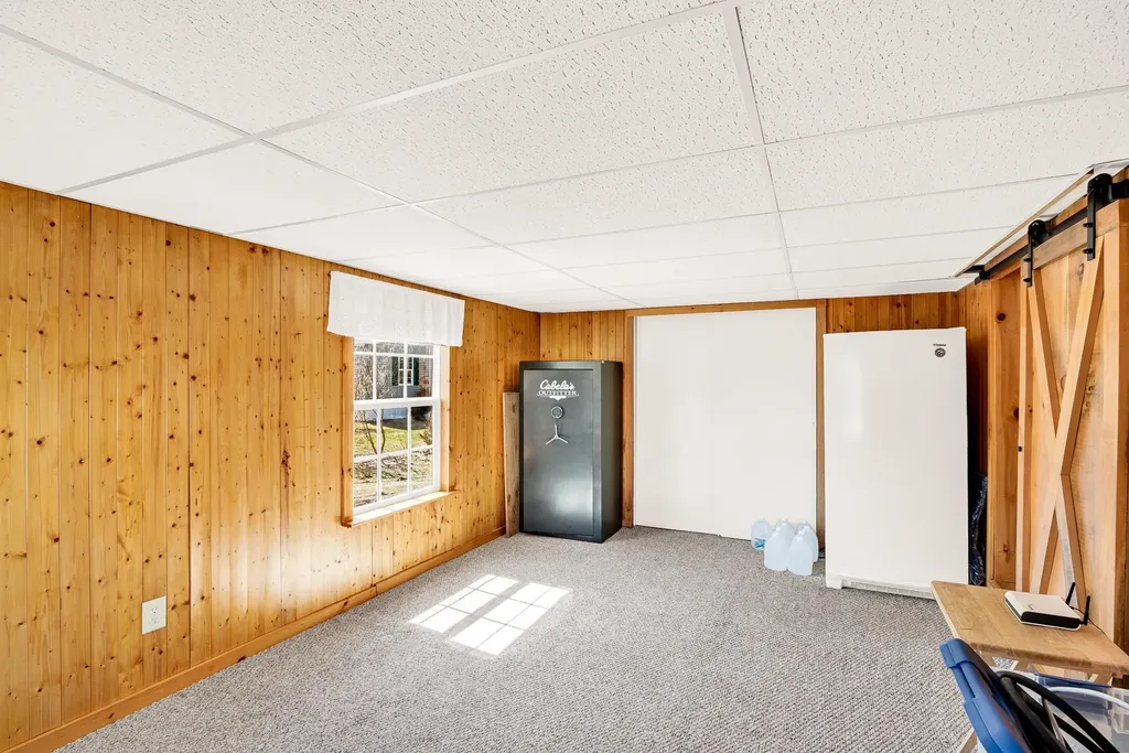 16 Granite Drive North Hampton NH 03862
