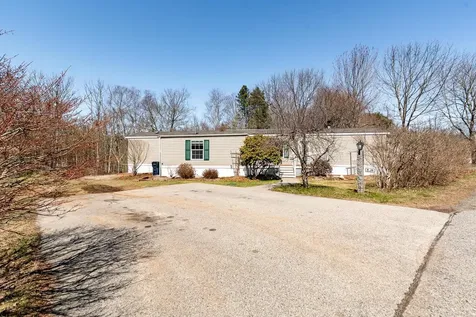 16 Granite Drive North Hampton NH 03862