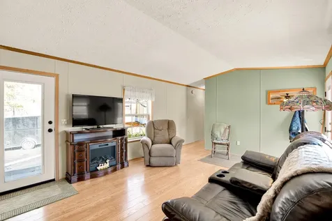 16 Granite Drive North Hampton NH 03862