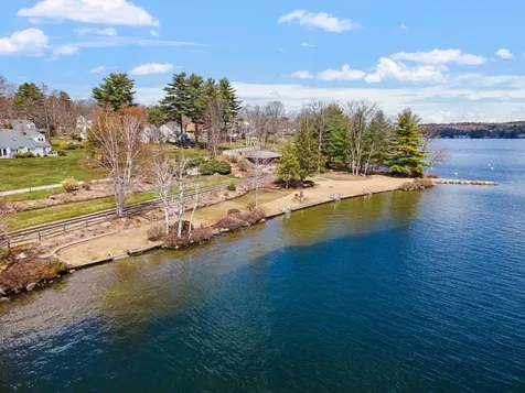 7 Clover Lane Laconia NH 03246