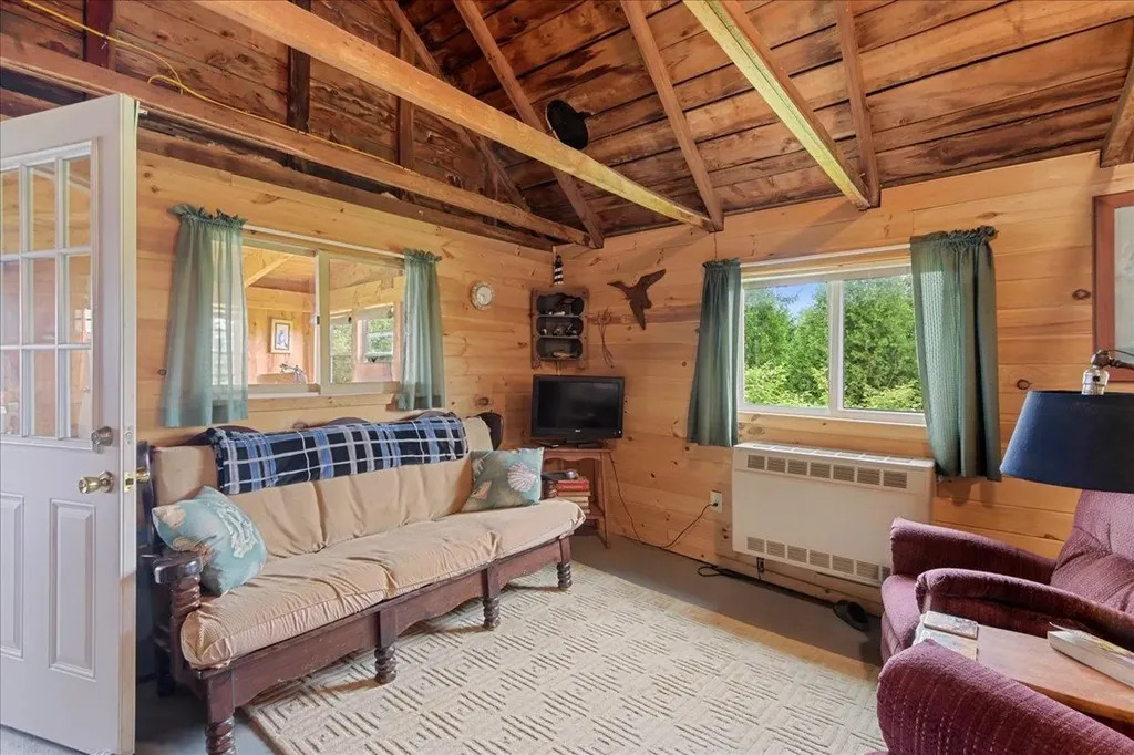 2391 Lake Road Franklin VT 05457