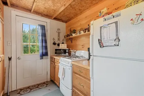 2391 Lake Road Franklin VT 05457