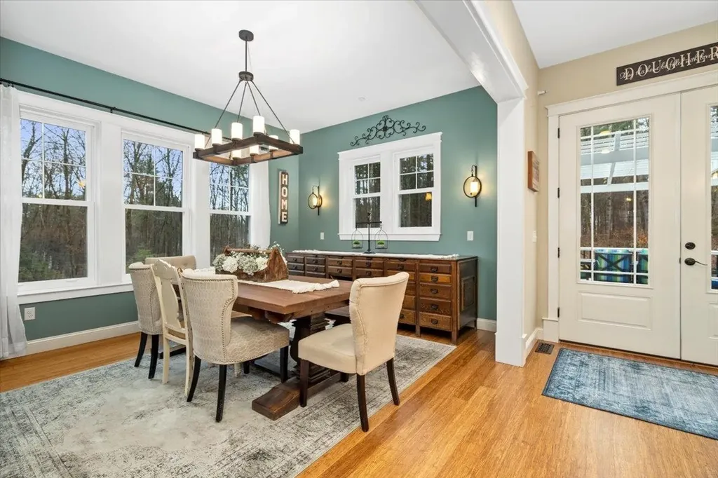 7 Lovejoy Lane Hollis NH 03049