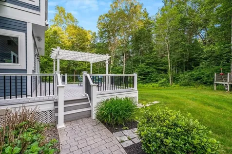 7 Lovejoy Lane Hollis NH 03049