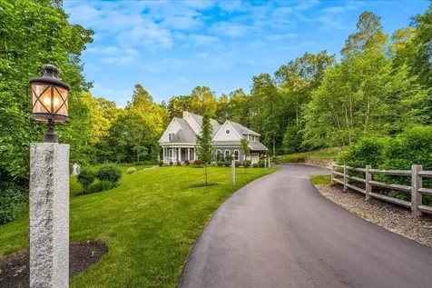 7 Lovejoy Lane Hollis NH 03049