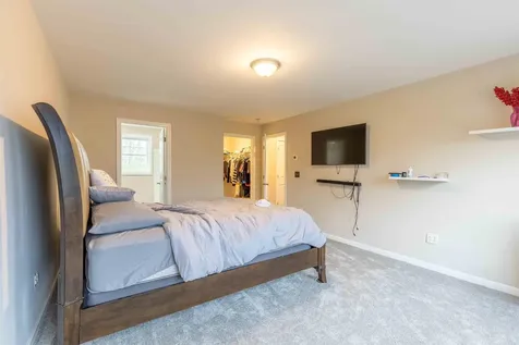 153 Breezy Way Barrington NH 03825