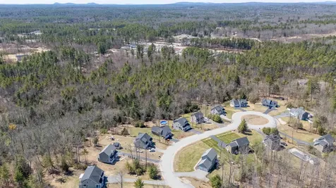 153 Breezy Way Barrington NH 03825
