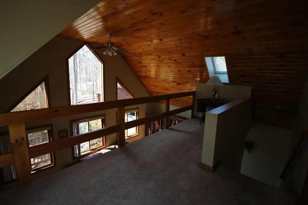 115 Odell Road Sandown NH 03873