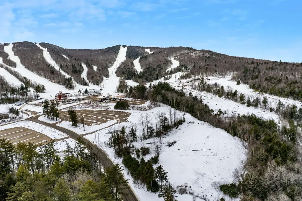 00 Ragged Mount Road Danbury NH 03230