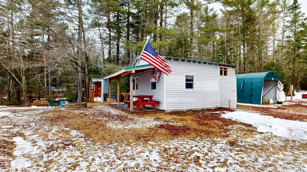 15 Hamlin Loop Bingham ME 04942