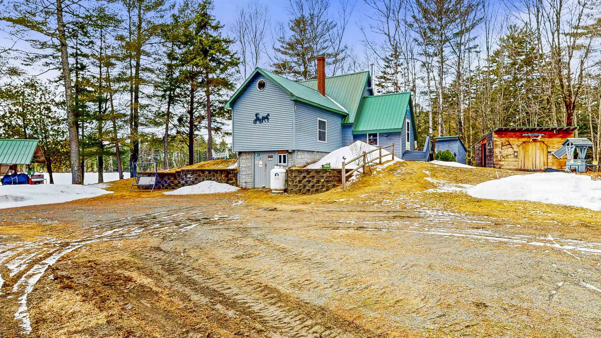 15 Hamlin Loop Bingham ME 04942