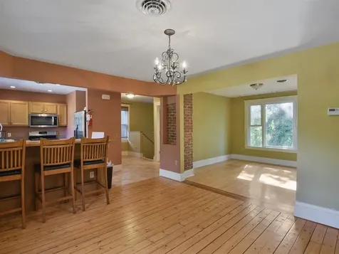 460-462 Colchester Avenue Burlington VT 05401