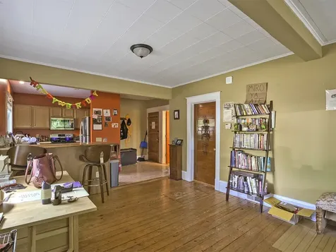 460-462 Colchester Avenue Burlington VT 05401