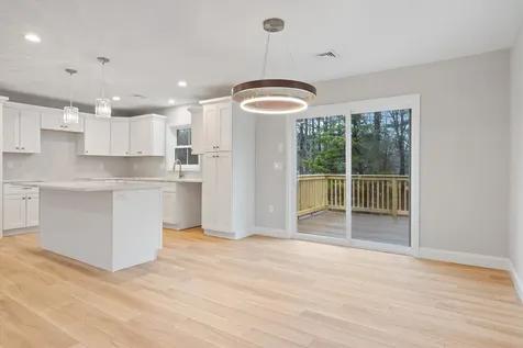 28 Hickory Hill Road Epping NH 03042