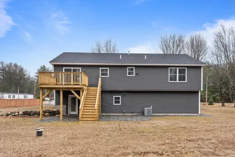 28 Hickory Hill Road Epping NH 03042