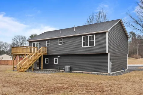 28 Hickory Hill Road Epping NH 03042