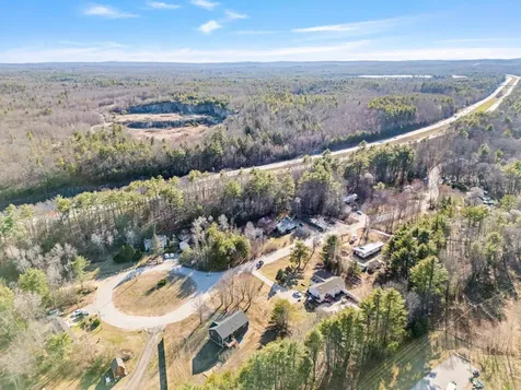 28 Hickory Hill Road Epping NH 03042