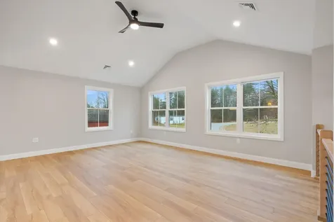 28 Hickory Hill Road Epping NH 03042