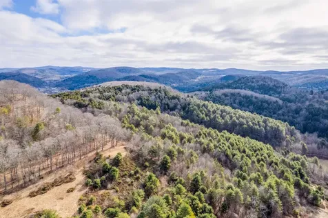 00 Russell Road Tunbridge VT 05077