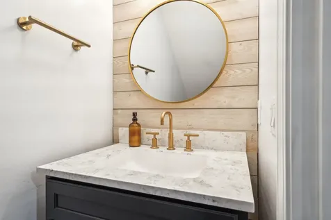 226 Woodhaven Drive Hartford VT 05001