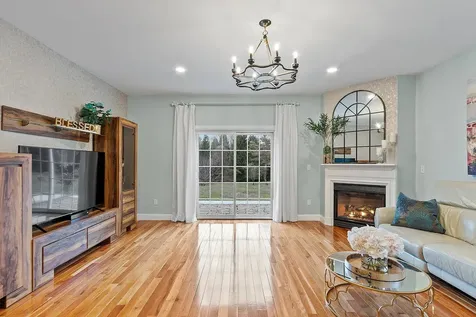 914 Portsmouth Avenue Greenland NH 03840