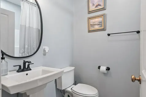 914 Portsmouth Avenue Greenland NH 03840