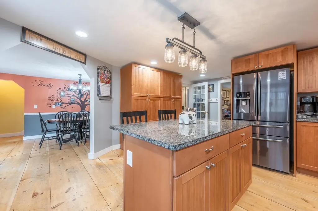 65 Barrett Road New London NH 03257