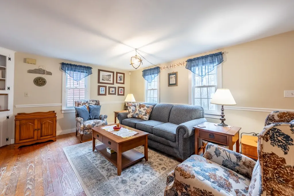 65 Barrett Road New London NH 03257