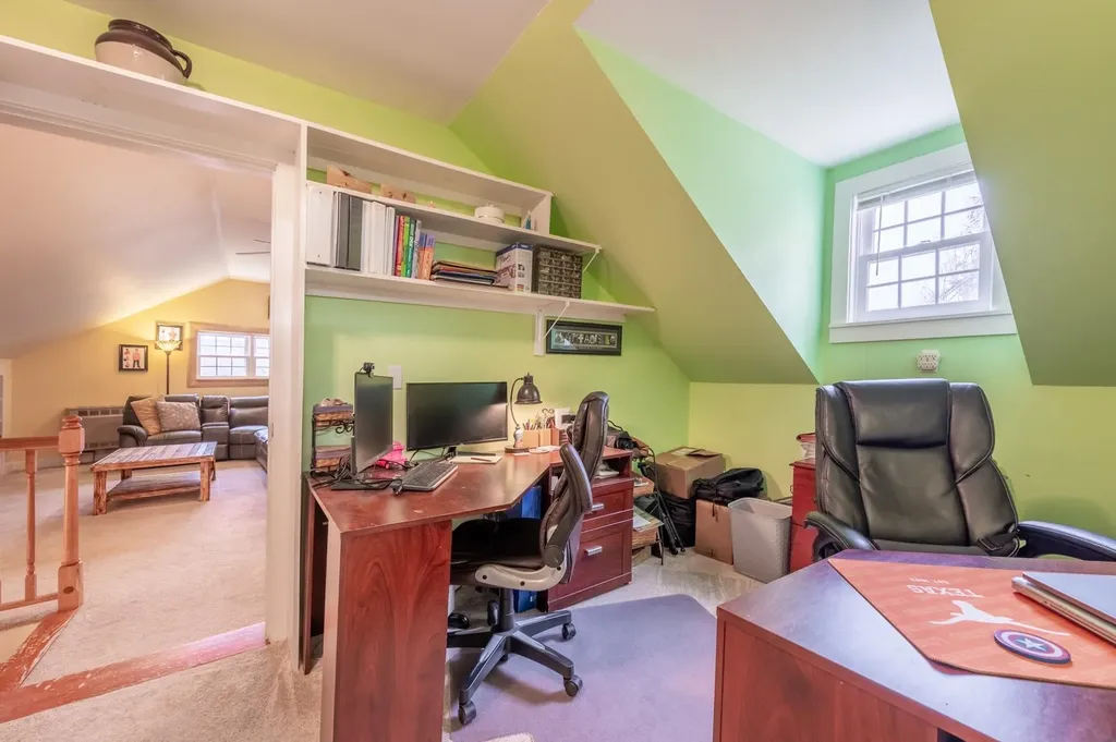 65 Barrett Road New London NH 03257