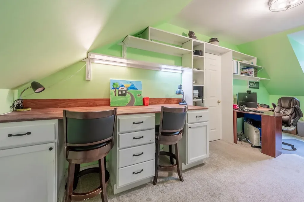 65 Barrett Road New London NH 03257