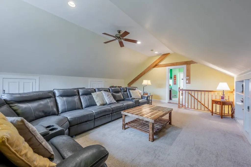 65 Barrett Road New London NH 03257