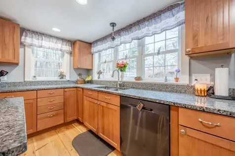 65 Barrett Road New London NH 03257