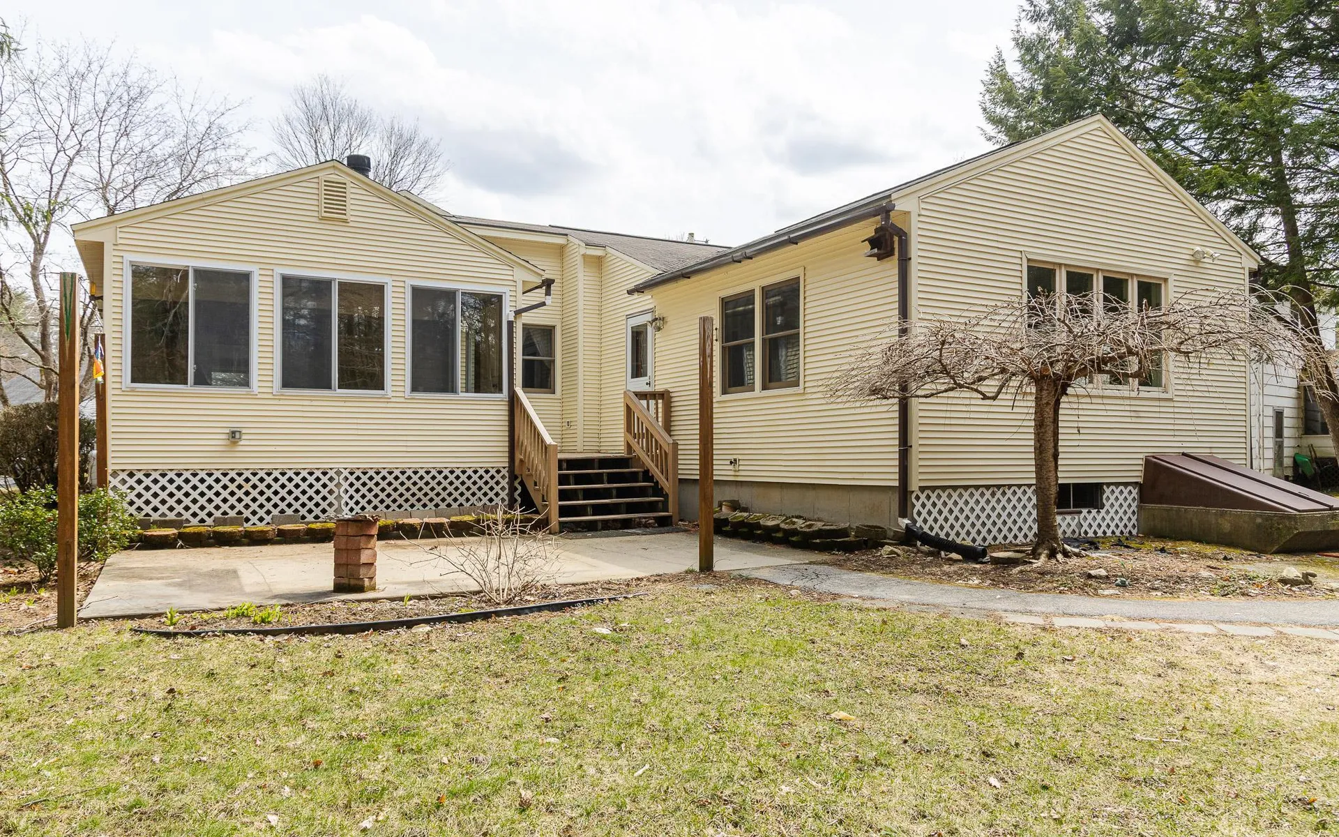 233 Pako Avenue Keene NH 03431