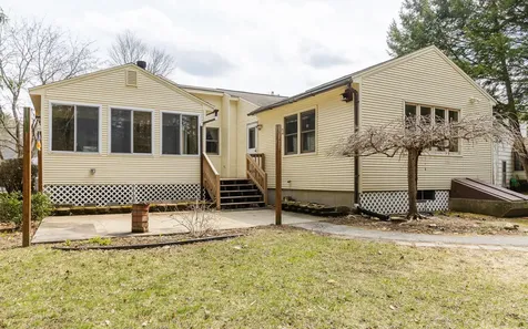 233 Pako Avenue Keene NH 03431