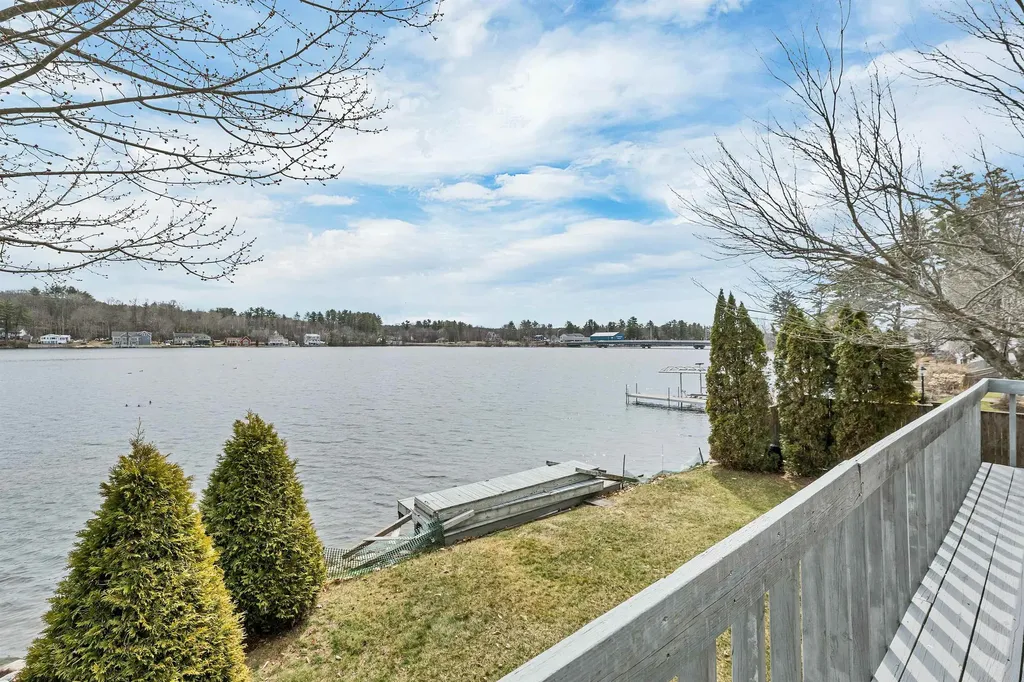 29 Bay Shore Drive Sanbornton NH 03269