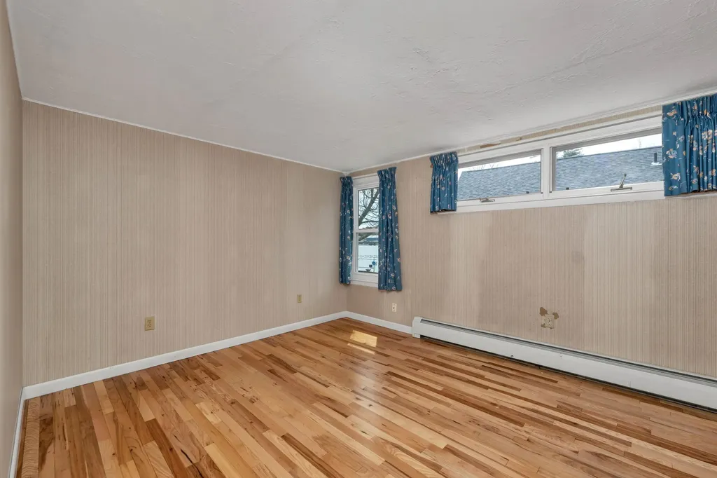 29 Bay Shore Drive Sanbornton NH 03269