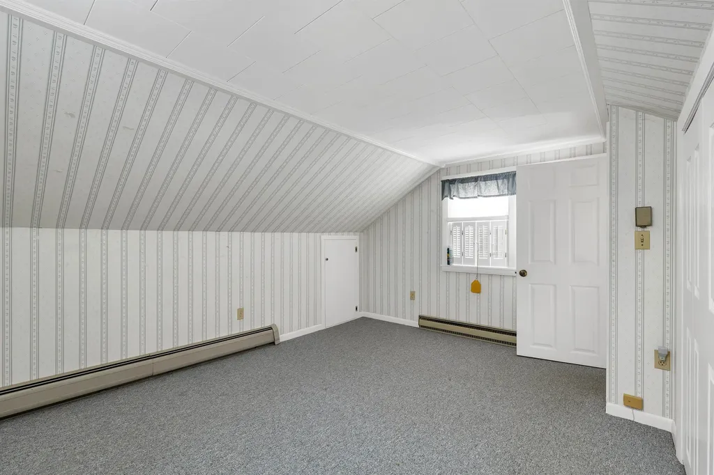 29 Bay Shore Drive Sanbornton NH 03269