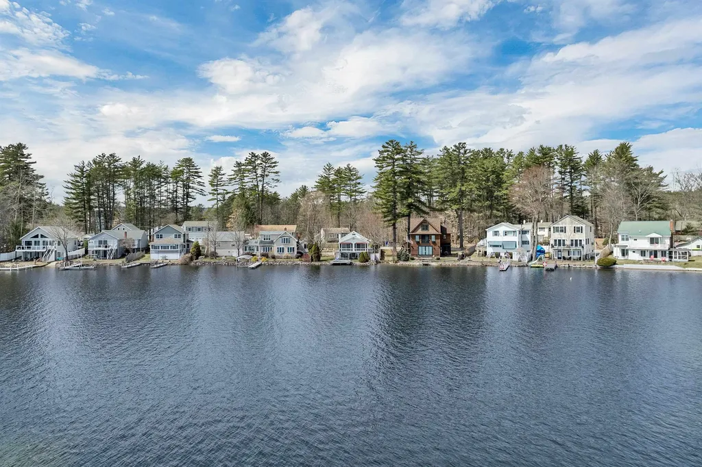 29 Bay Shore Drive Sanbornton NH 03269