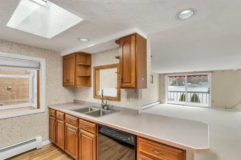 29 Bay Shore Drive Sanbornton NH 03269