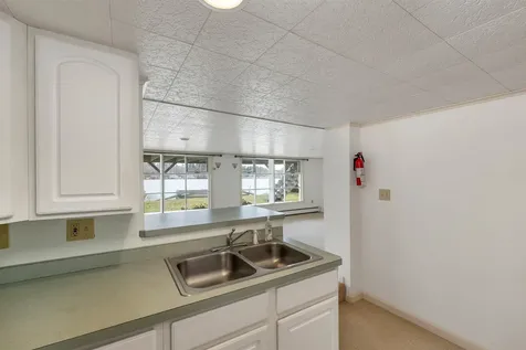 29 Bay Shore Drive Sanbornton NH 03269