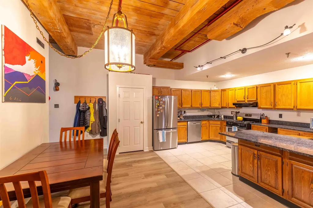 470 Silver Street Manchester NH 03103